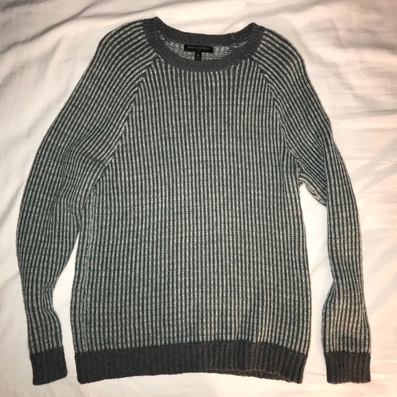 Banana Republic Sweaters - Cozy Banana Republic Sweater